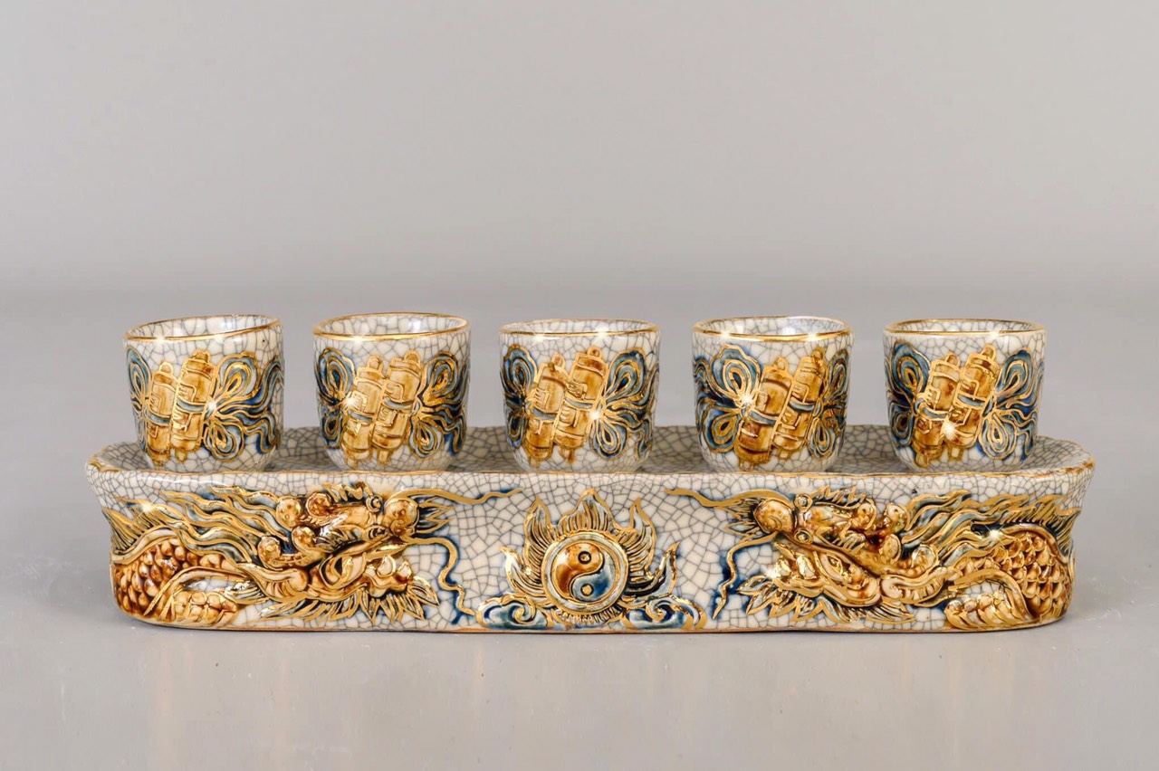 Khay 5 thằng dạn vẽ vàng